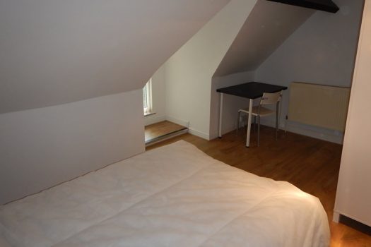 30 Broadway, Treforest